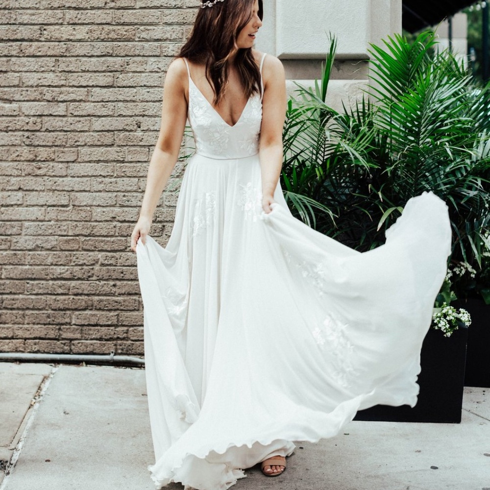 BHLDN Bonaire Dreams of You Wedding Gown Size 0 - Picture 7 of 16